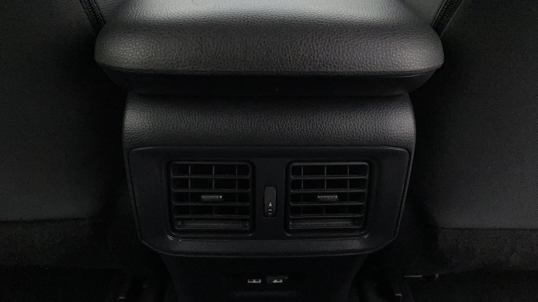 Rear A/C Vent