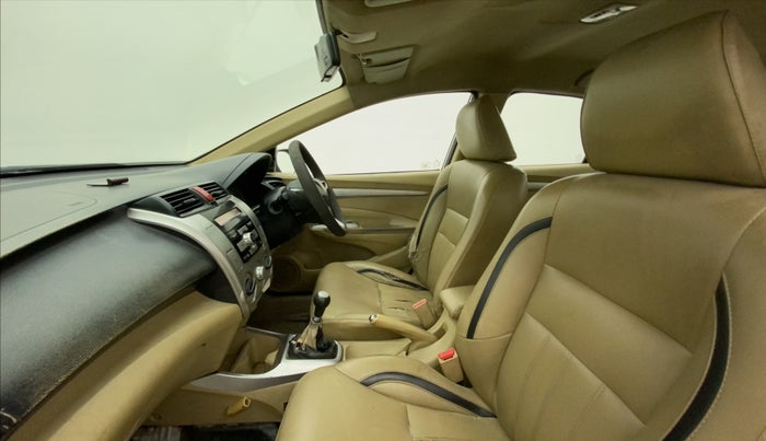2010 Honda City 1.5L I-VTEC V MT, Petrol, Manual, 1,15,515 km, Right Side Front Door Cabin