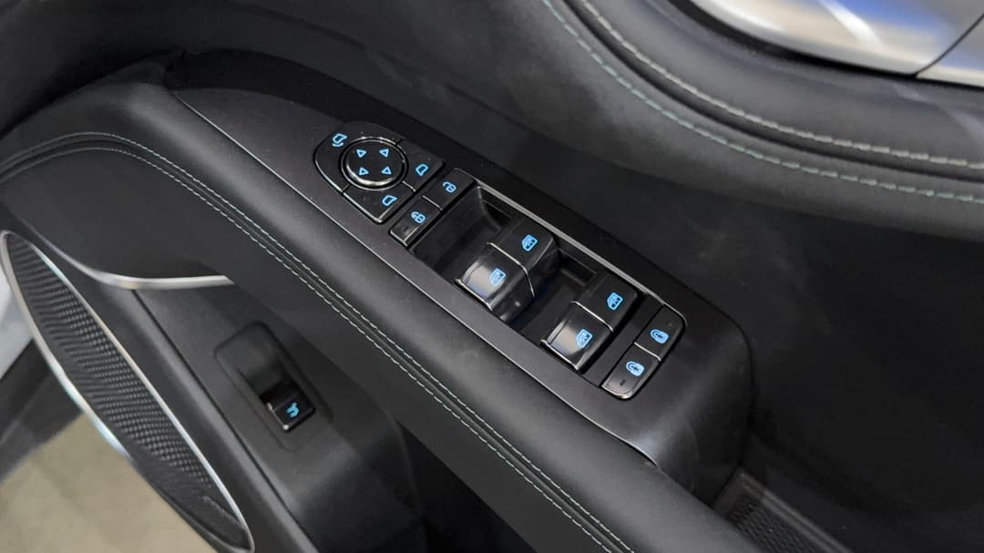2025 Byd Sealion 7 Performance, Automatic, 3655 km, Drivers Side Door Panel Controls
