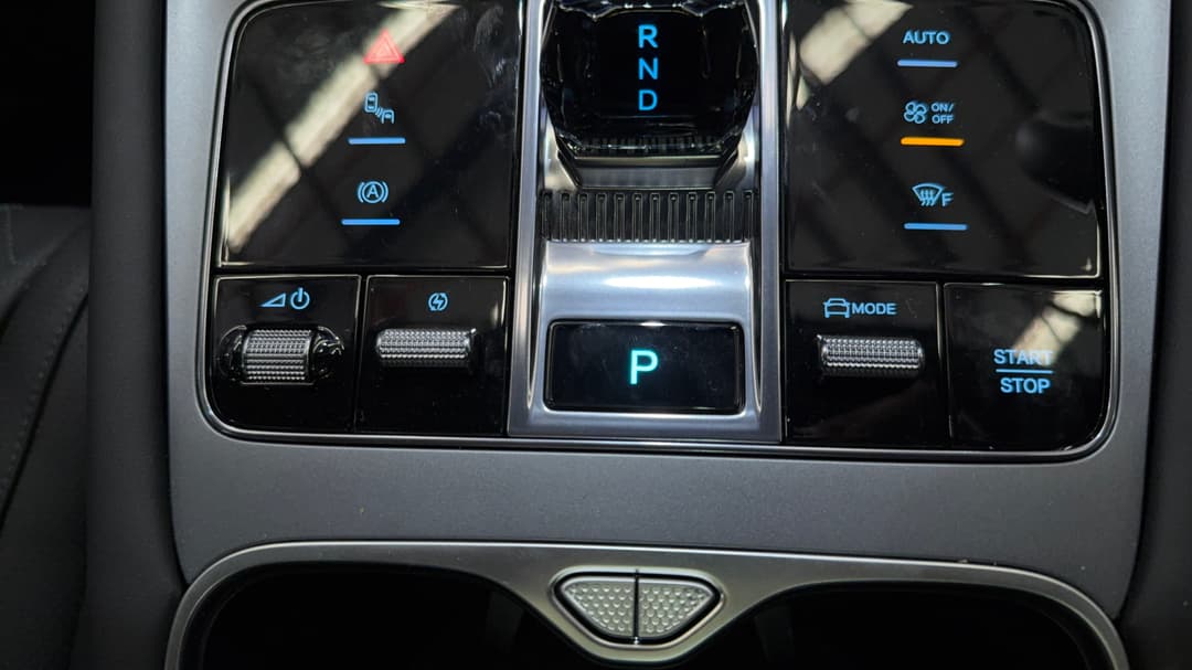 2025 Byd Sealion 7 Performance, Automatic, 3655 km, Handbrake