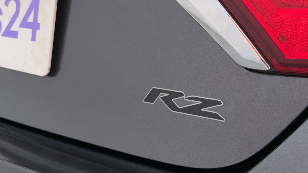 Badge (Boot Right Side)