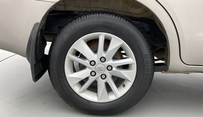 2020 Toyota Innova Crysta 2.4 GX AT 8 STR, Diesel, Automatic, 71,592 km, Right Rear Wheel
