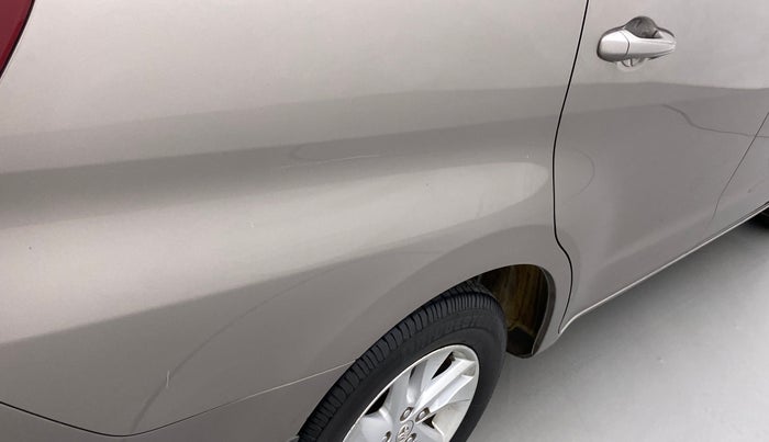 2020 Toyota Innova Crysta 2.4 GX AT 8 STR, Diesel, Automatic, 71,592 km, Right quarter panel - Minor scratches