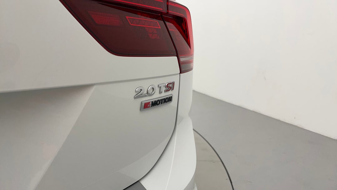 Badge (Boot Right Side)