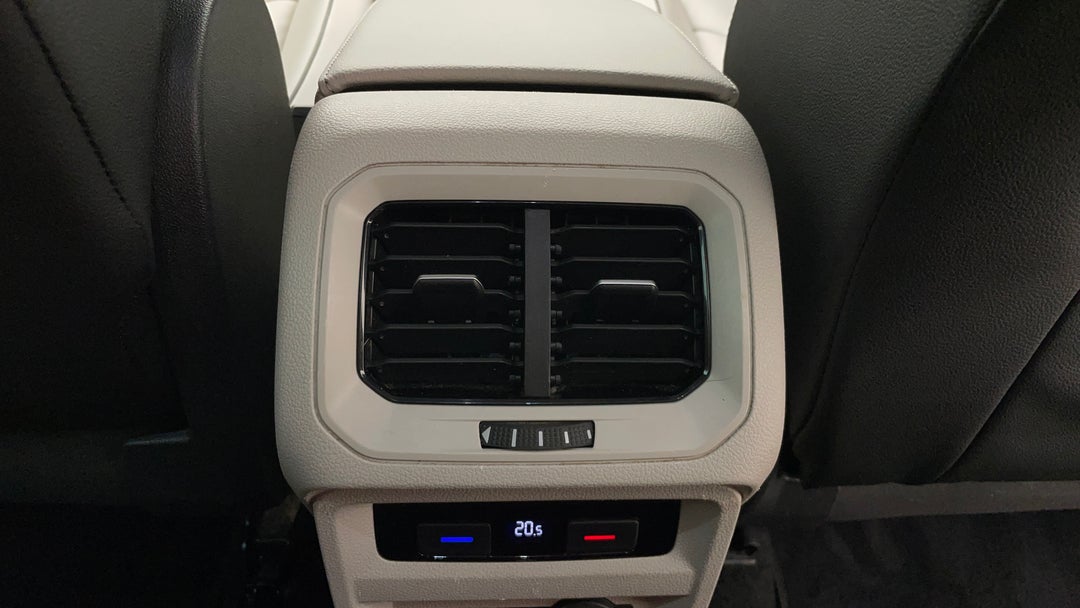 Rear A/C Vent