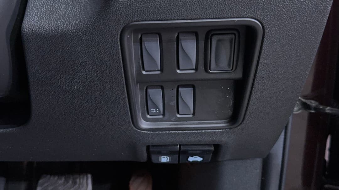 2023 Renault Koleos Zen (4x2), Automatic, 65370 km, Utility Switches/Buttons