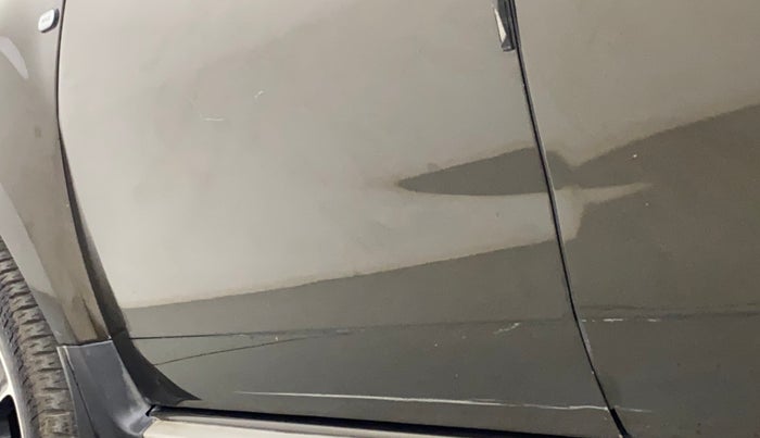 2019 Renault Duster 110 PS RXZ MT DIESEL, Diesel, Manual, 80,160 km, Front passenger door - Minor scratches