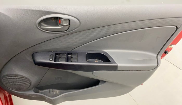 2012 Toyota Etios G, Petrol, Manual, 85,771 km, Driver Side Door Panels Control