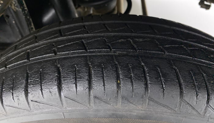 2019 Maruti Alto LXI, Petrol, Manual, 19,584 km, Left Rear Tyre Tread