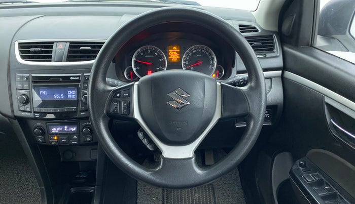 2016 Maruti Swift ZDI, Diesel, Manual, 1,04,323 km, Steering Wheel Close-up