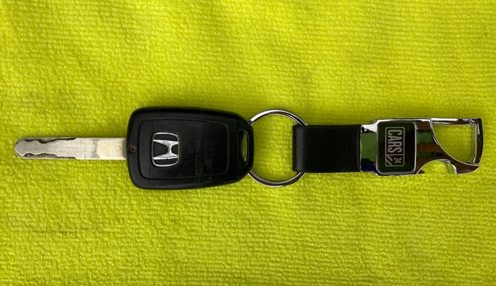 2019 Honda Amaze 1.2 SMT I VTEC, CNG, Manual, 70,306 km, Key Close Up