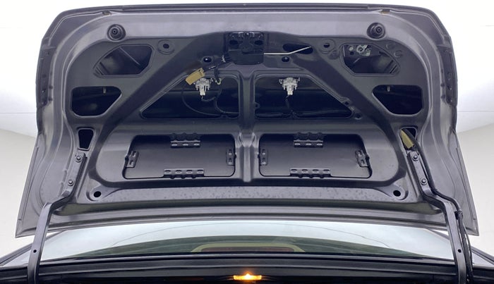2019 Honda Amaze 1.2 SMT I VTEC, CNG, Manual, 70,306 km, Boot Door Open
