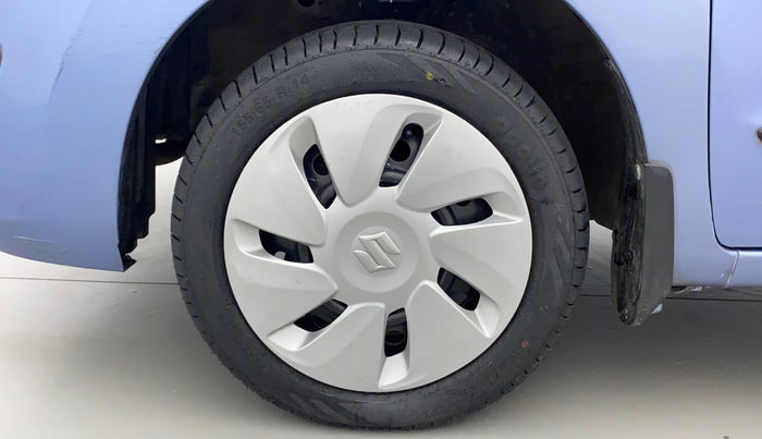 2014 Maruti Wagon R 1.0 VXI, Petrol, Manual, 92,463 km, Left Front Wheel