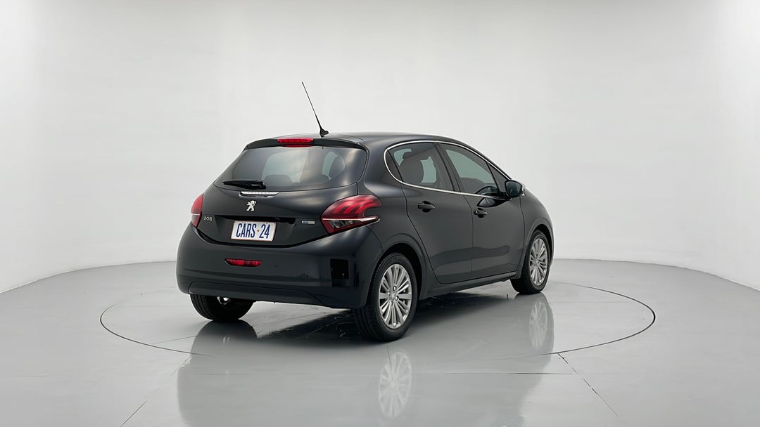 Right Back Diagonal (45- Degree) View