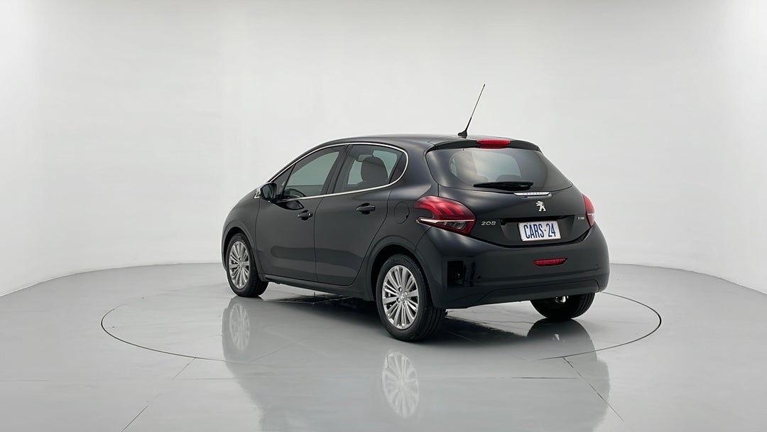 Left Back Diagonal (45- Degree) View