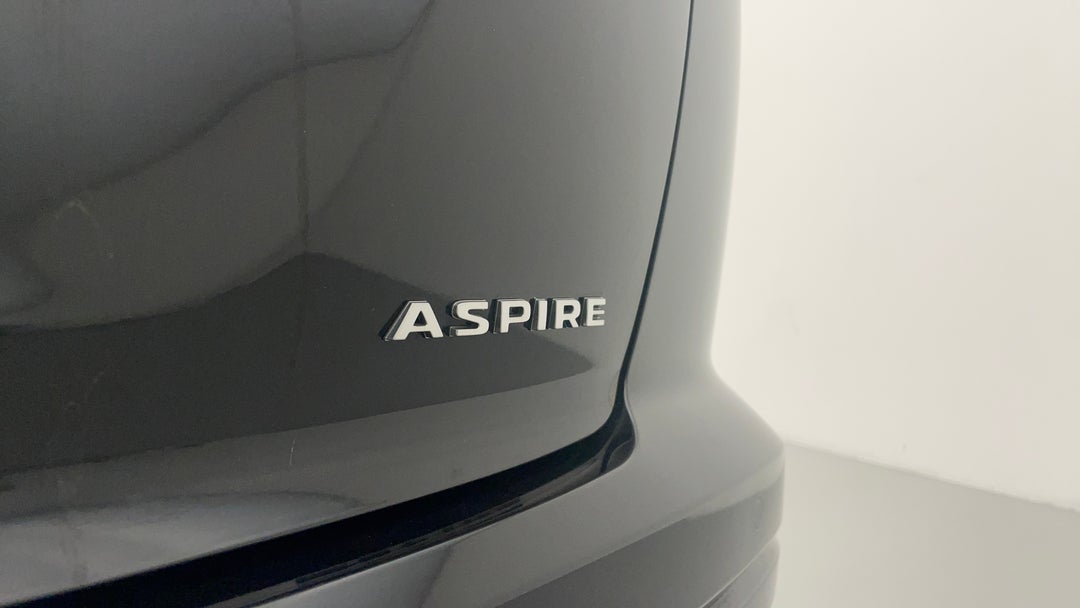 Badge (Boot Right Side)