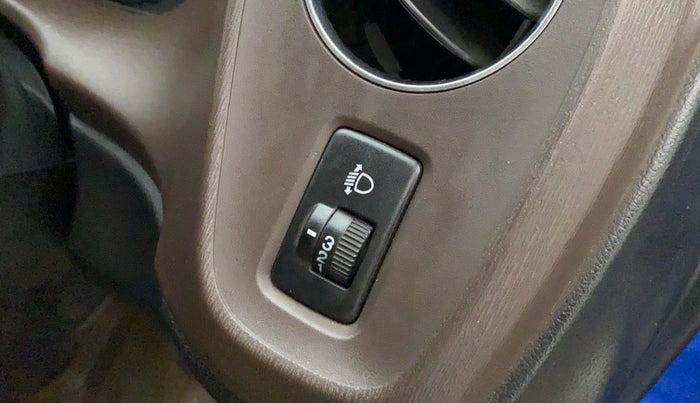 2012 Honda Brio S MT, Petrol, Manual, 49,121 km, Dashboard - Headlight height adjustment not working