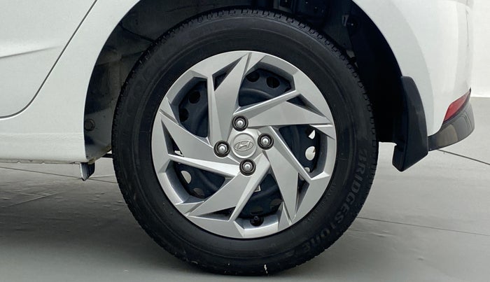 2021 Hyundai NEW I20 MAGNA 1.5 MT, Diesel, Manual, 20,386 km, Left Rear Wheel