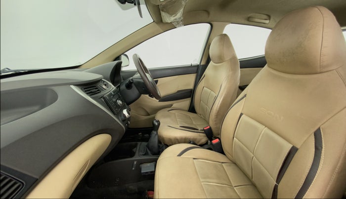 2017 Hyundai Eon ERA +, CNG, Manual, 46,805 km, Right Side Front Door Cabin