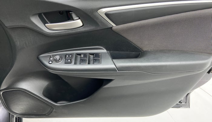 2017 Honda WR-V 1.2 i-VTEC VX MT, Petrol, Manual, 18,796 km, Driver Side Door Panels Control