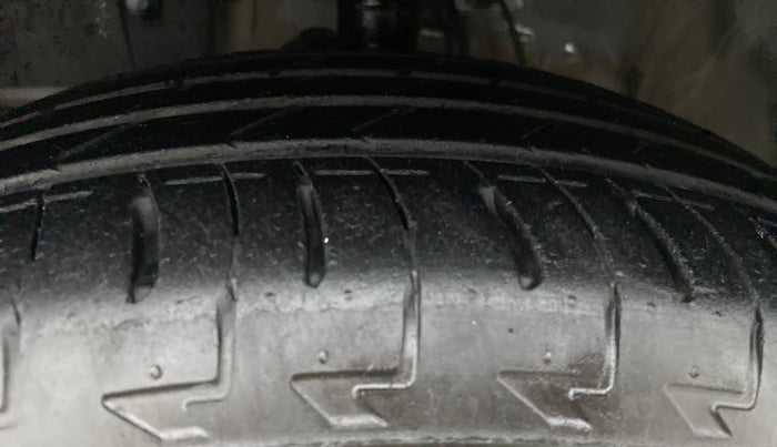 2017 Honda WR-V 1.2 i-VTEC VX MT, Petrol, Manual, 18,796 km, Left Front Tyre Tread