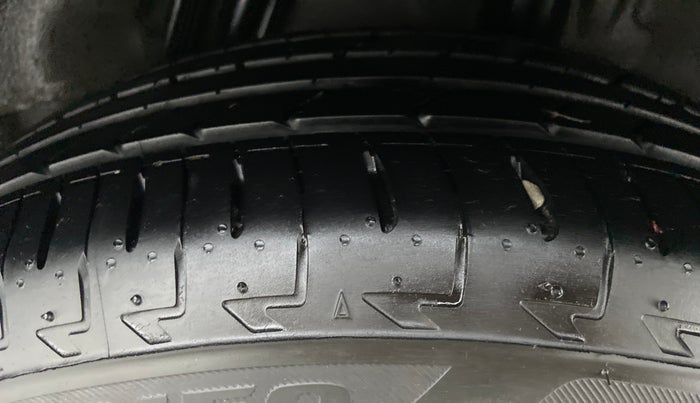 2017 Honda WR-V 1.2 i-VTEC VX MT, Petrol, Manual, 18,796 km, Left Rear Tyre Tread