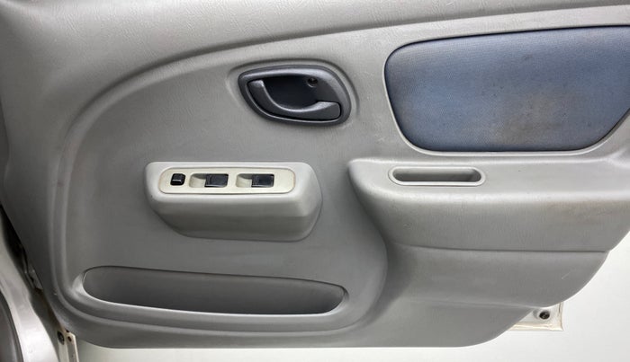 2013 Maruti Alto K10 VXI MUSIK EDITION, Petrol, Manual, 39,061 km, Driver Side Door Panels Control