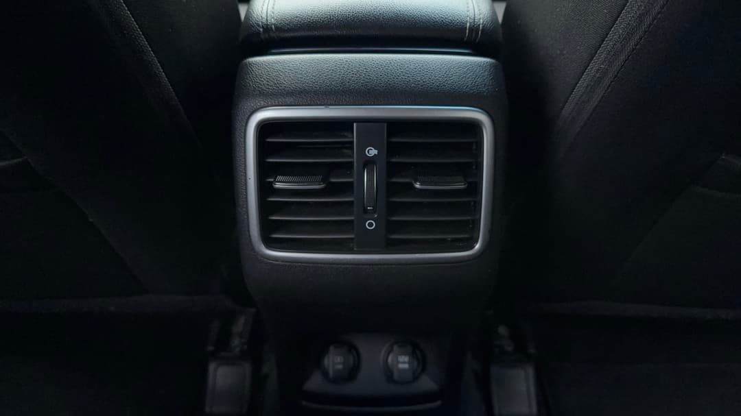 2018 Kia Sportage Si (FWD), Automatic, 175810 km, Rear A/C Vent