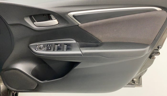 2017 Honda WR-V 1.5 i-DTEC VX MT, Diesel, Manual, 50,499 km, Driver Side Door Panels Control