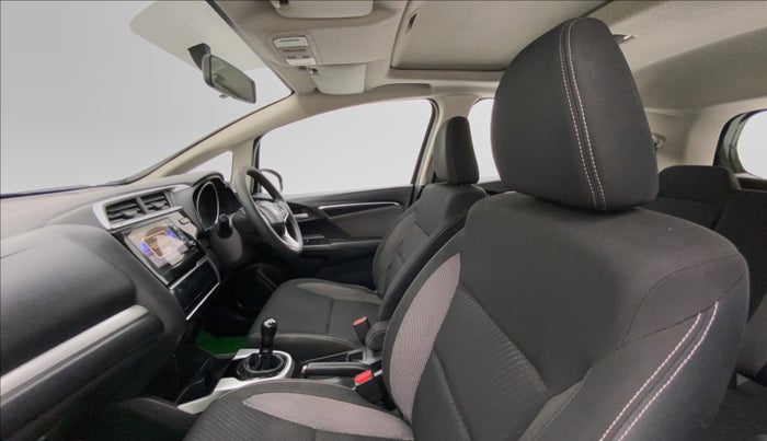 2017 Honda WR-V 1.5 i-DTEC VX MT, Diesel, Manual, 50,499 km, Right Side Front Door Cabin