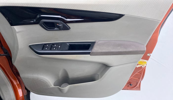 2016 Mahindra Kuv100 K8 5 STR, Petrol, Manual, 1 km, Driver Side Door Panels Control