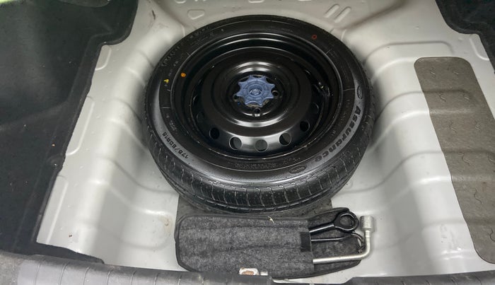 2014 Hyundai Xcent SX 1.2 OPT, Petrol, Manual, 31,473 km, Spare Tyre