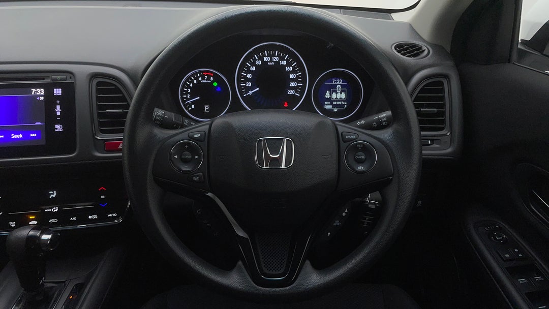 2016 Honda HR-V Vti, Automatic, 41897 km, Steering Wheel Close-up