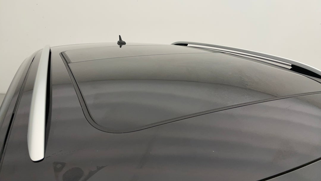 2021 Volkswagen T-roc 140tsi Sport, Automatic, 60578 km, Roof/Sunroof View