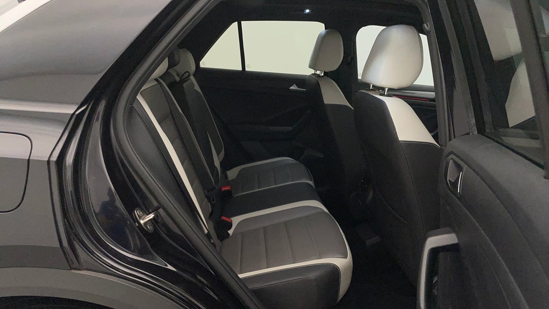 2021 Volkswagen T-roc 140tsi Sport, Automatic, 60578 km, Right Side Rear Door Cabin View