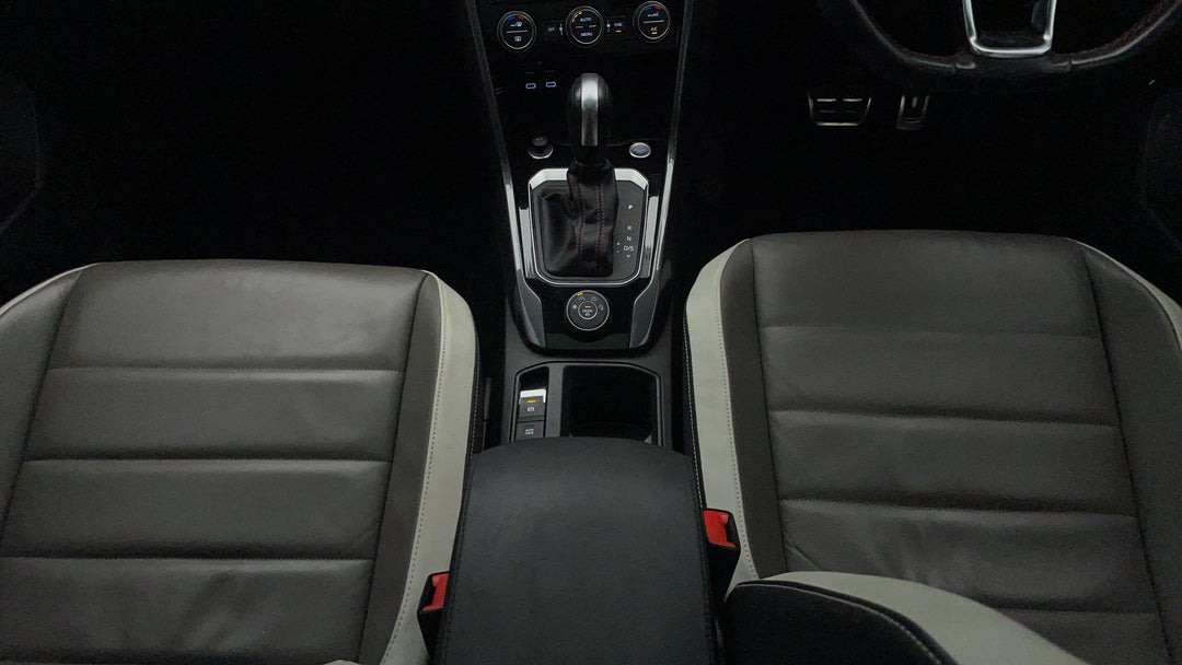 2021 Volkswagen T-roc 140tsi Sport, Automatic, 60578 km, Center Console