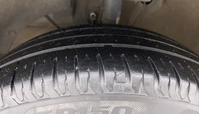 2018 Maruti Dzire ZXI, Petrol, Manual, 50,715 km, Left Front Tyre Tread