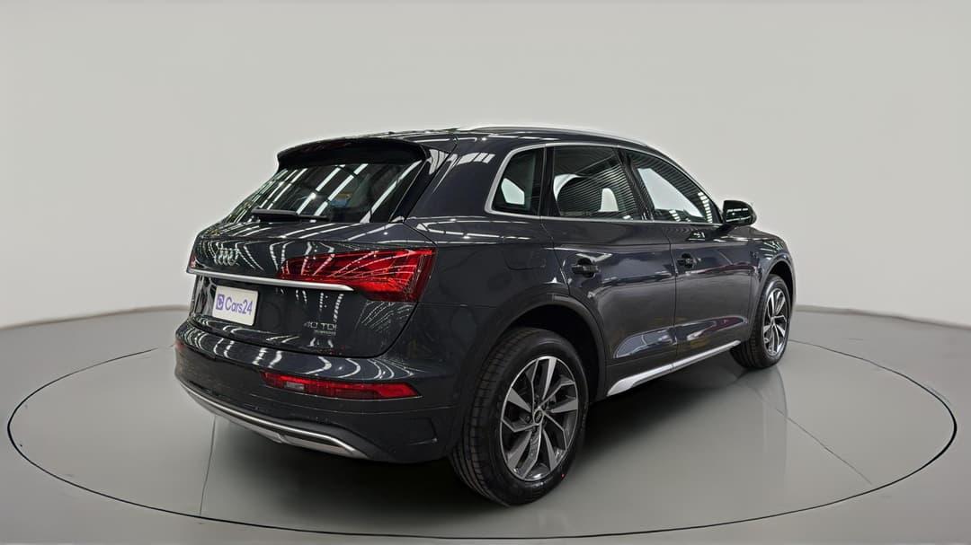 2021 Audi Q5 40 Tdi Quattro Launch Ed Mhev, Automatic, 71979 km, Right Back Diagonal (45- Degree) View