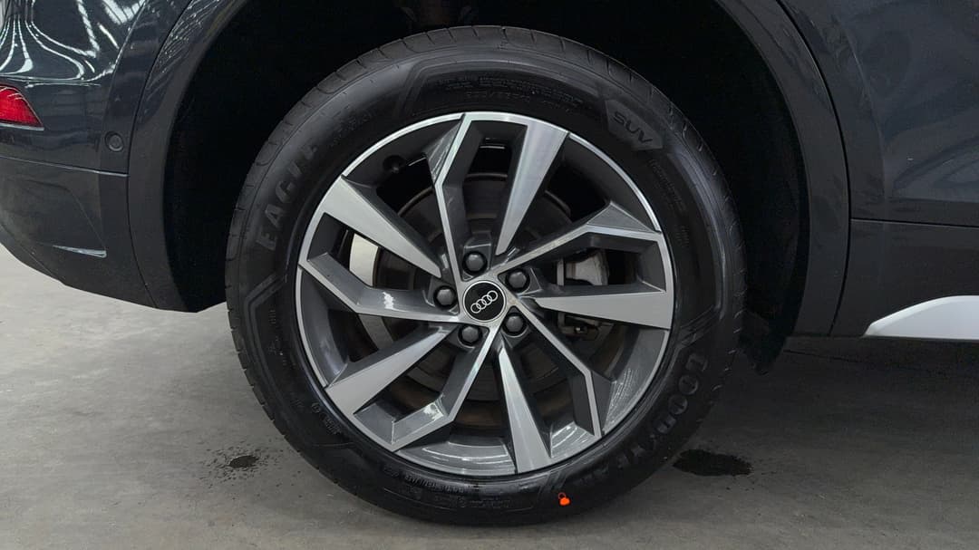 2021 Audi Q5 40 Tdi Quattro Launch Ed Mhev, Automatic, 71979 km, Right Rear Wheel