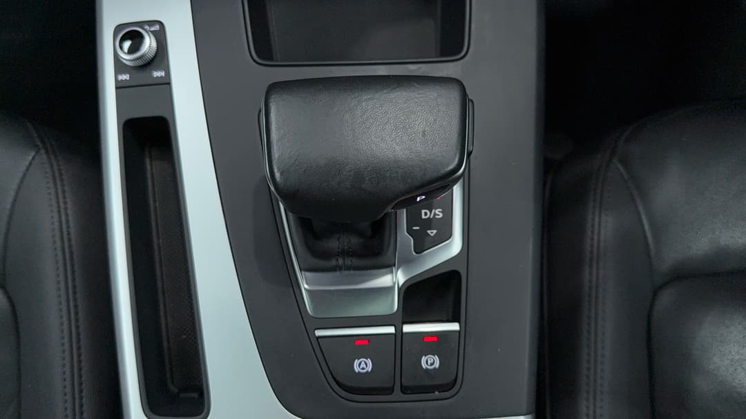 2021 Audi Q5 40 Tdi Quattro Launch Ed Mhev, Automatic, 71979 km, Handbrake
