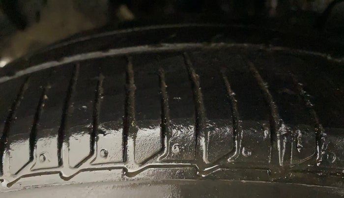 2018 Tata TIGOR XZ (O) PETROL, Petrol, Manual, 28,030 km, Right Rear Tyre Tread
