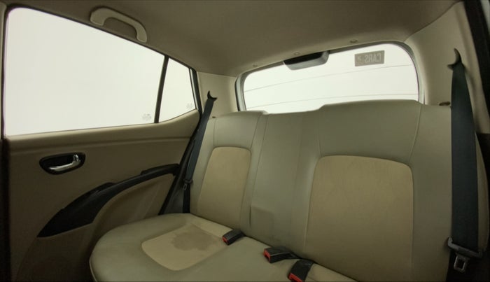 2011 Hyundai i10 MAGNA 1.2, Petrol, Manual, 66,818 km, Right Side Rear Door Cabin