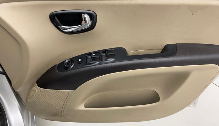 2011 Hyundai i10 MAGNA 1.2, Petrol, Manual, 66,818 km, Driver Side Door Panels Control
