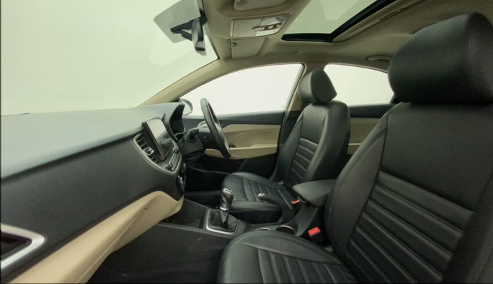 2020 Hyundai Verna SX 1.5 VTVT, Petrol, Manual, 30,138 km, Right Side Front Door Cabin