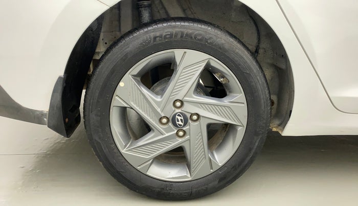 2020 Hyundai Verna SX 1.5 VTVT, Petrol, Manual, 30,138 km, Right Rear Wheel