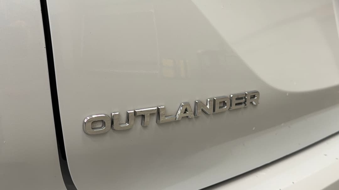 2022 Mitsubishi Outlander Aspire 7 Seat (2WD), Automatic, 78881 km, Badge (Boot Left Side)