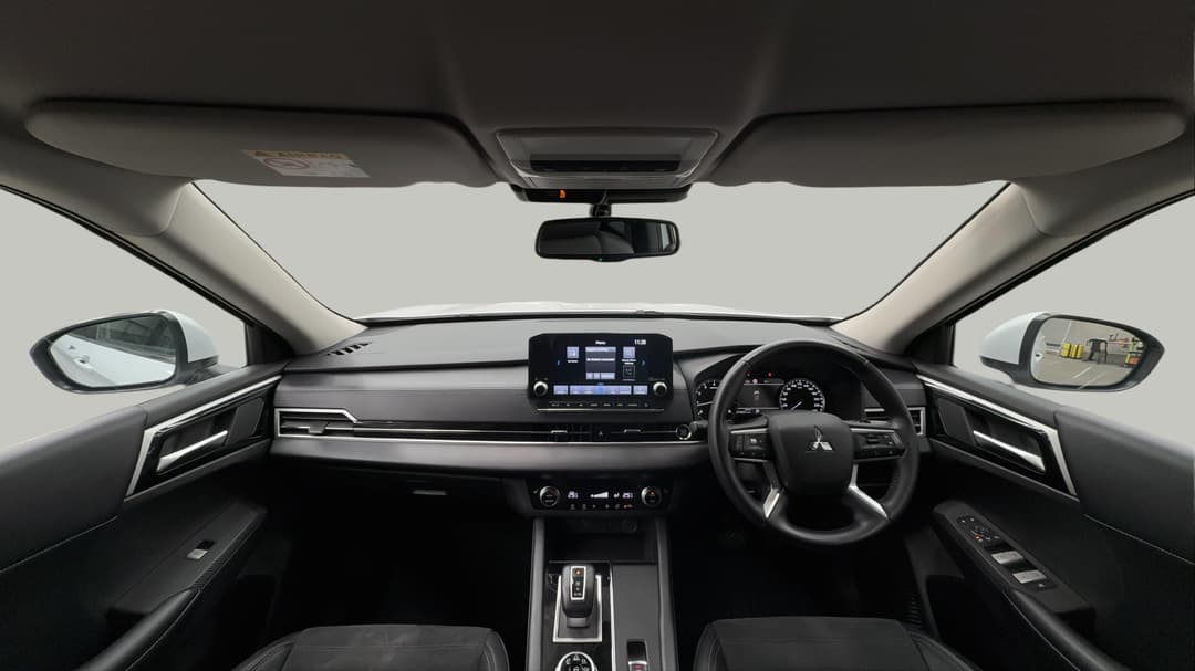 2022 Mitsubishi Outlander Aspire 7 Seat (2WD), Automatic, 78881 km, Dashboard View
