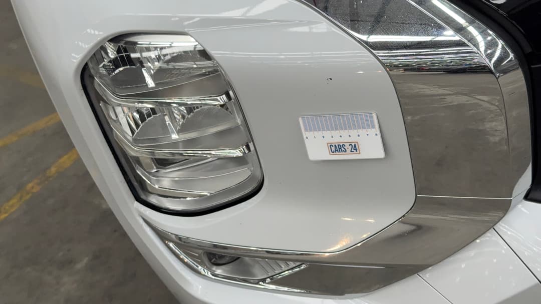 2022 Mitsubishi Outlander Aspire 7 Seat (2WD), Automatic, 78881 km, Bumper Front Chip