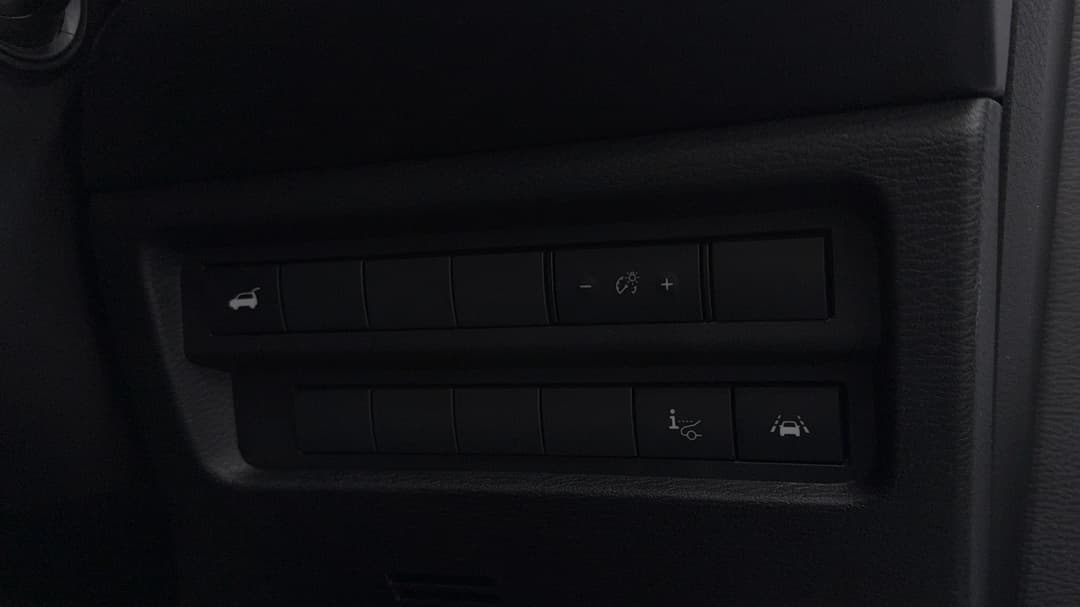 2022 Mitsubishi Outlander Aspire 7 Seat (2WD), Automatic, 78881 km, Utility Switches/Buttons