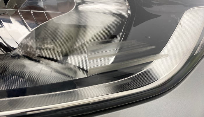 2017 Hyundai Elite i20 SPORTZ 1.2, Petrol, Manual, 38,021 km, Right headlight - Minor scratches